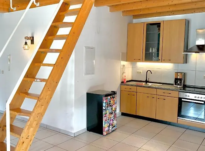 路易摩泽尔酒店 3* Köwerich